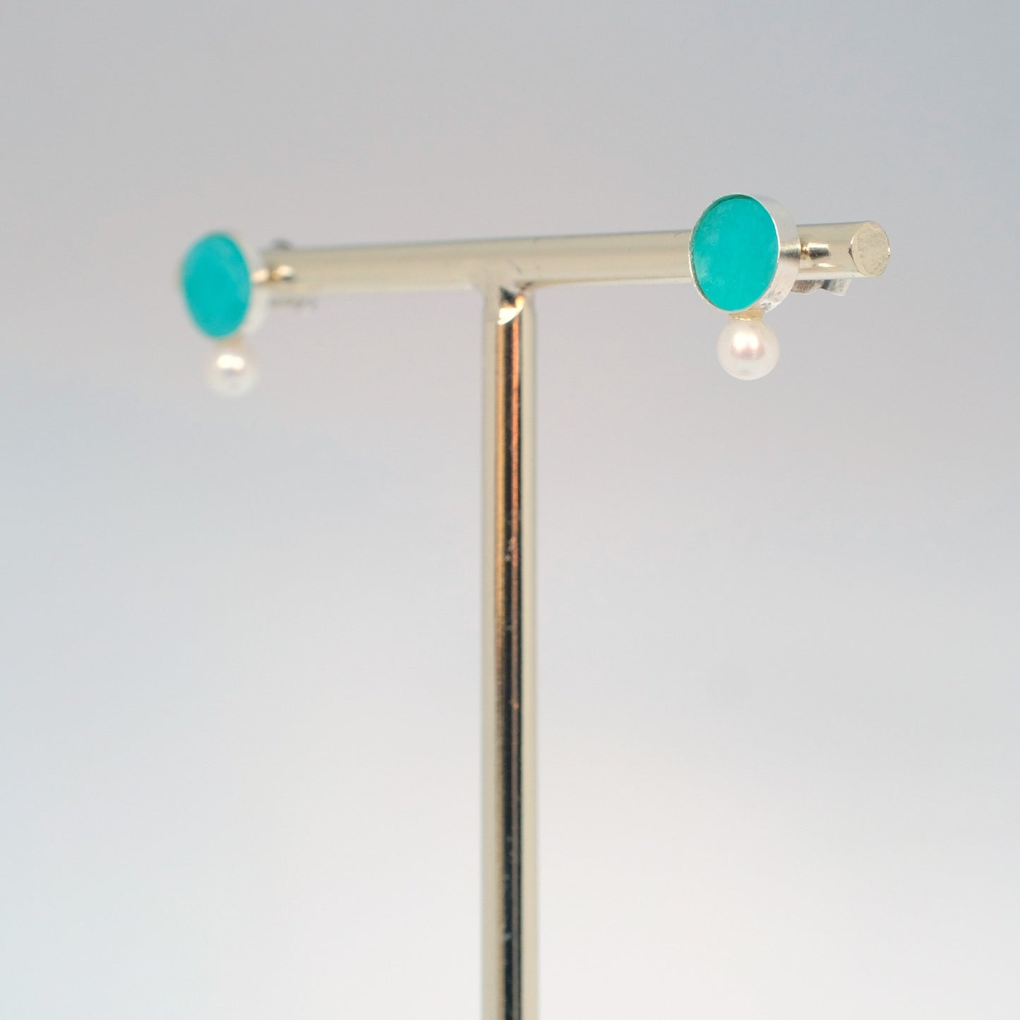 Talisman earring studs: Turqoise Azurite